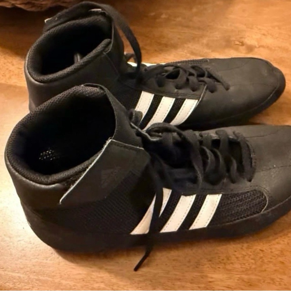 Adidas Men's Black and White Wrestling Shoes